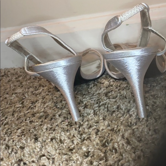 Silver open toe heels - Picture 3 of 5